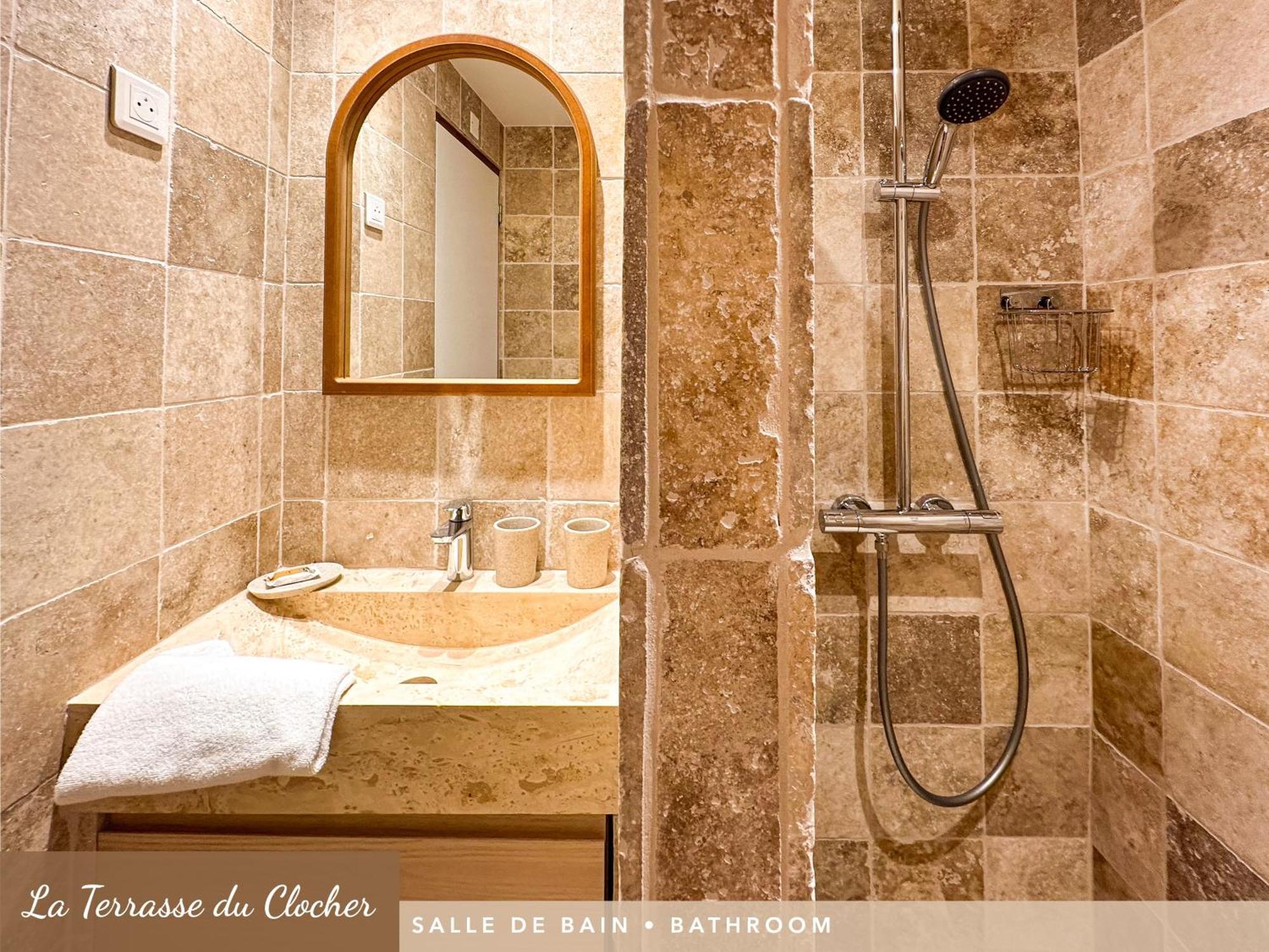 Du Clocher Appartement *